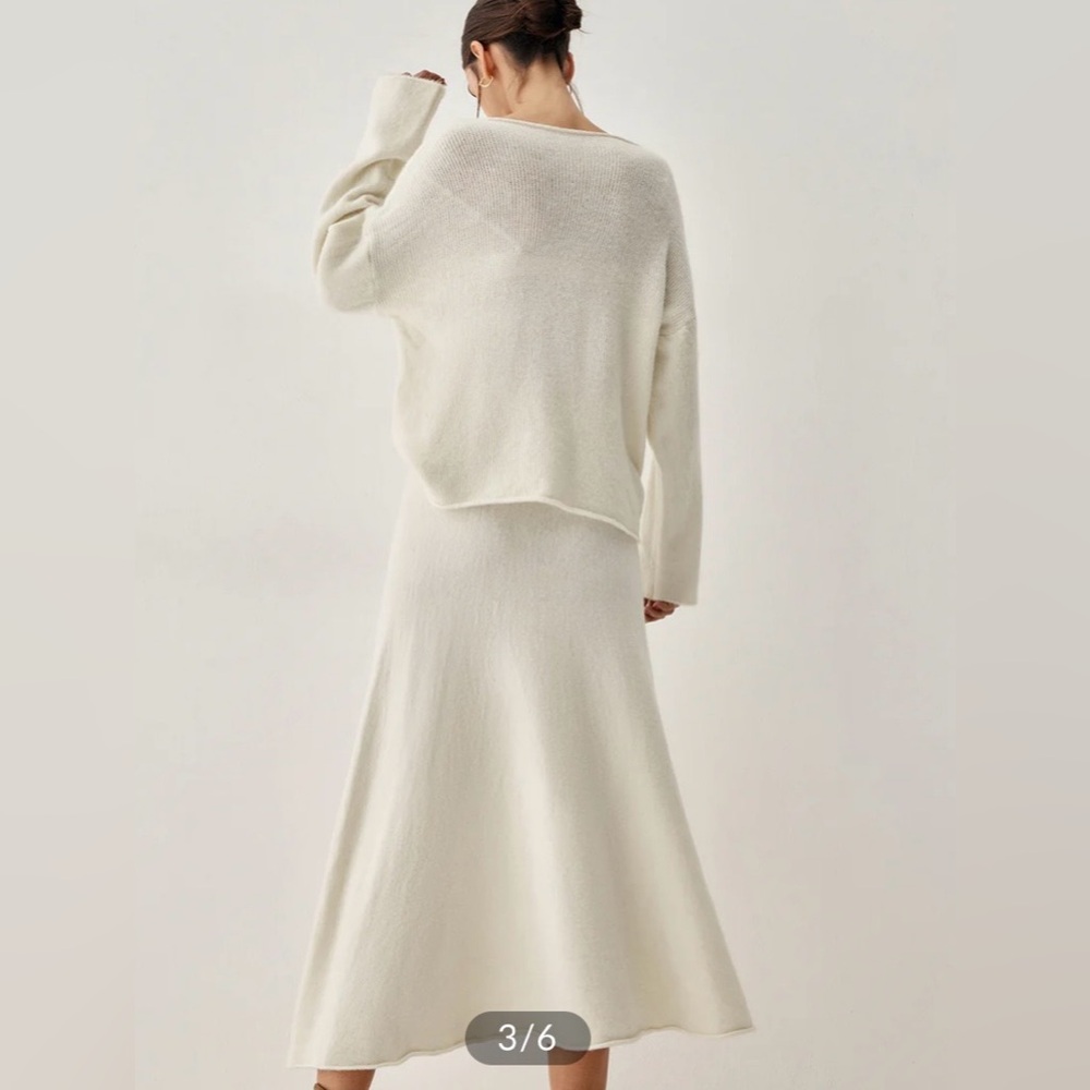 COMMENSE Oversized Sweater and Skirt SET - Picture 3 of 16